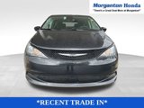 Used 2023 Chrysler Voyager LX image 2