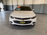 Used 2017 Chevrolet Malibu LT image 2