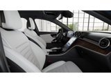 Used 2024 Mercedes-Benz C 300 Sedan image 4
