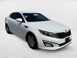 Used 2015 Kia Optima LX image 3