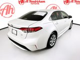 Used 2022 Toyota Corolla LE image 3