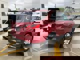 Used 2018 Chevrolet Equinox LT image 3