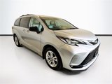 Used 2021 Toyota Sienna XSE w/ XSE Plus Package image 3