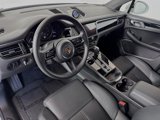 Certified 2024 Porsche Macan image 4