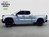 Used 2019 Chevrolet Silverado 1500 Custom Trail Boss w/ Custom Convenience Package image 3