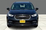 Used 2021 Chrysler Pacifica Touring-L image 3