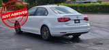Used 2016 Volkswagen Jetta Sport image 2