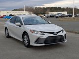 Used 2022 Toyota Camry LE image 2
