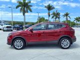 Used 2022 Nissan Rogue Sport SV image 2