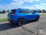 Used 2023 Jeep Cherokee Altitude Lux image 3