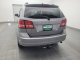 Used 2020 Dodge Journey SE w/ SE Popular Equipment Group image 6