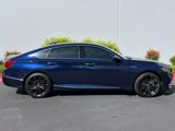 Used 2018 Honda Accord Touring image 2