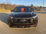 Used 2023 Ford Escape ST-Line w/ Equipment Group 301A image 3