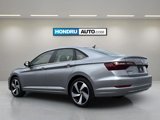 Used 2021 Volkswagen Jetta SE image 3