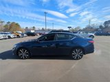 Used 2021 Nissan Altima 2.5 SR image 2