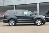 Used 2017 Ford Explorer XLT w/ Equipment Group 202A image 2