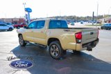 Used 2018 Toyota Tacoma TRD Sport image 5