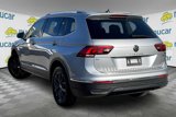 Used 2022 Volkswagen Tiguan SE w/ Panoramic Sunroof Package image 4