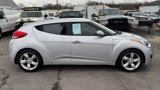 Used 2012 Hyundai Veloster image 6