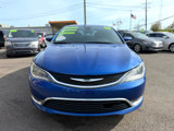 Used 2015 Chrysler 200 Limited image 2