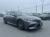 Used 2023 Toyota Camry SE image 3