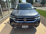 Used 2022 Volkswagen Taos SEL w/ Panoramic Sunroof Package image 2