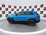 Used 2019 Jeep Cherokee Trailhawk image 5