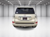 Used 2016 Lexus GX 460 image 4