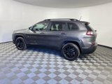 Used 2023 Jeep Cherokee Altitude Lux image 2