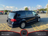 Used 2014 Volkswagen Routan SE image 4