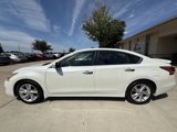 Used 2013 Nissan Altima 2.5 SL w/ Technology Pkg image 4