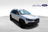 Used 2019 Jeep Cherokee Trailhawk w/ Cold Weather Group image 4