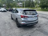 Used 2023 Chevrolet Equinox LT image 3