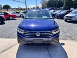 Used 2023 Volkswagen Tiguan SE image 2