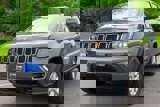 Used 2021 Jeep Grand Cherokee Laredo image 2