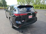 Used 2023 Toyota Highlander L image 3