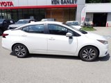 Used 2020 Nissan Versa SV image 2