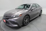 Used 2022 Toyota Camry SE image 3