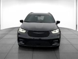 New 2025 Chrysler Pacifica Limited image 2