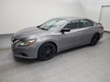 Used 2017 Nissan Altima 2.5 SR w/ Midnight Edition Package image 2
