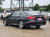 Used 2018 Honda Accord Touring image 4