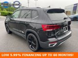 Certified 2023 Volkswagen Taos SE w/ Panoramic Sunroof Package image 2