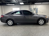 Used 2011 Toyota Camry LE image 2