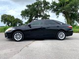 Used 2015 Toyota Camry XLE image 3