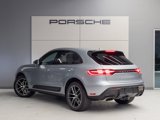 Used 2024 Porsche Macan image 3