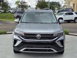 Used 2022 Volkswagen Taos SE image 2