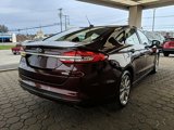 Used 2017 Ford Fusion SE w/ Fusion SE Technology Package image 5