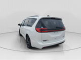 Used 2023 Chrysler Pacifica Touring-L w/ Uconnect Theater Family Group image 3