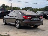 Used 2018 Honda Accord Touring image 2