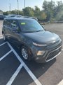 Used 2022 Kia Soul LX image 2